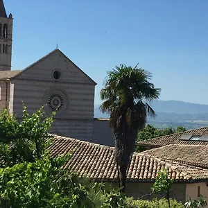 http://nonna-flo.hotels-perugia.com